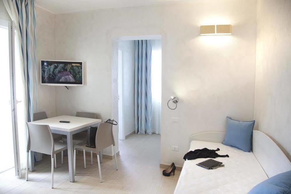 Marina Beach Suite Hotel Rimini Extérieur photo